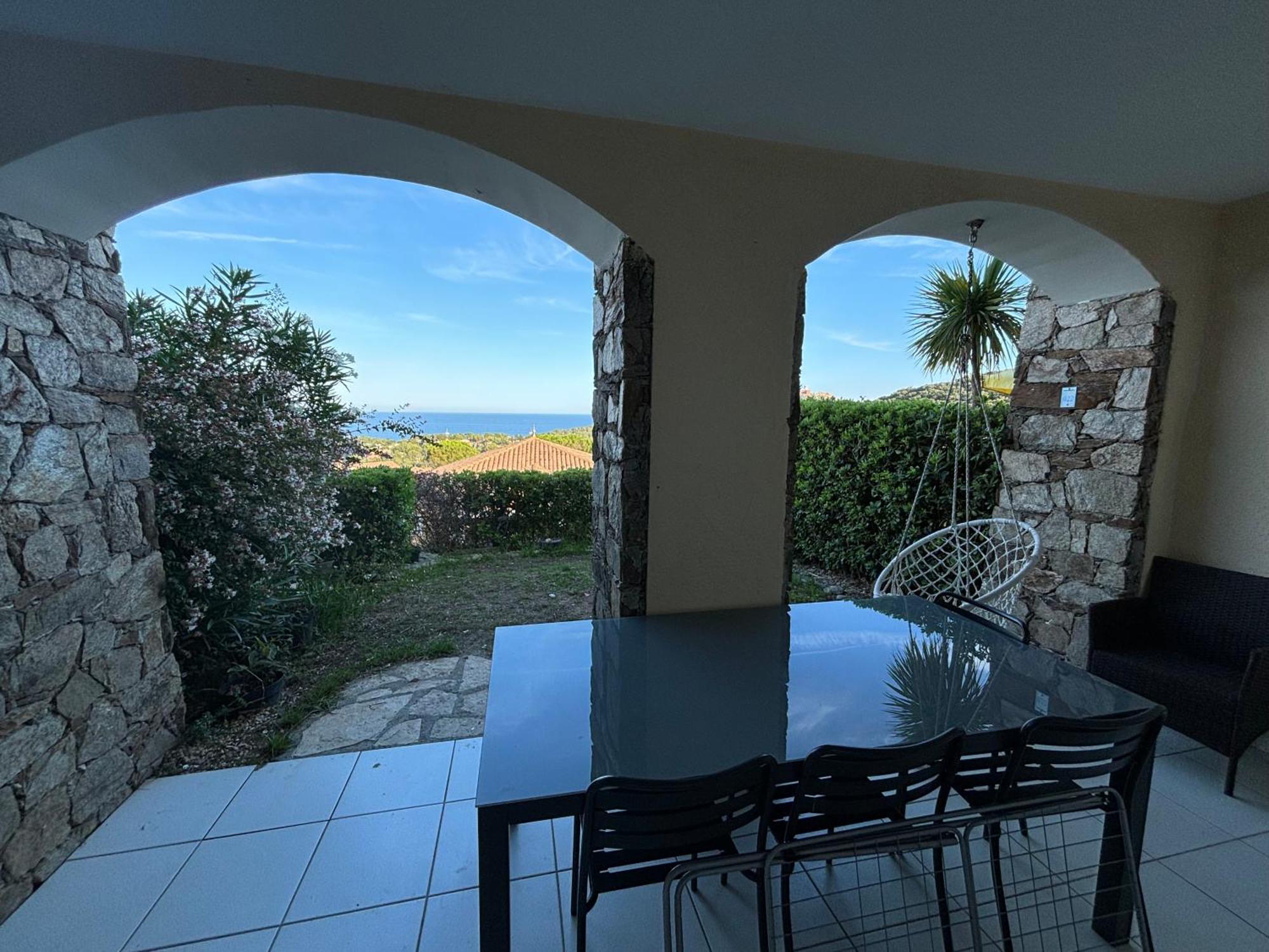 Cap Esterel Vue Mer Et Climatise Saint-Raphaël Exterior foto